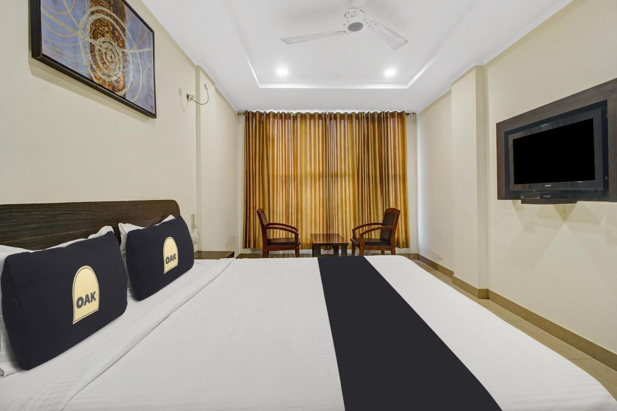 Super Townhouse Oak Lb Nagar Ramoji Hotell Hyderabad Exteriör bild