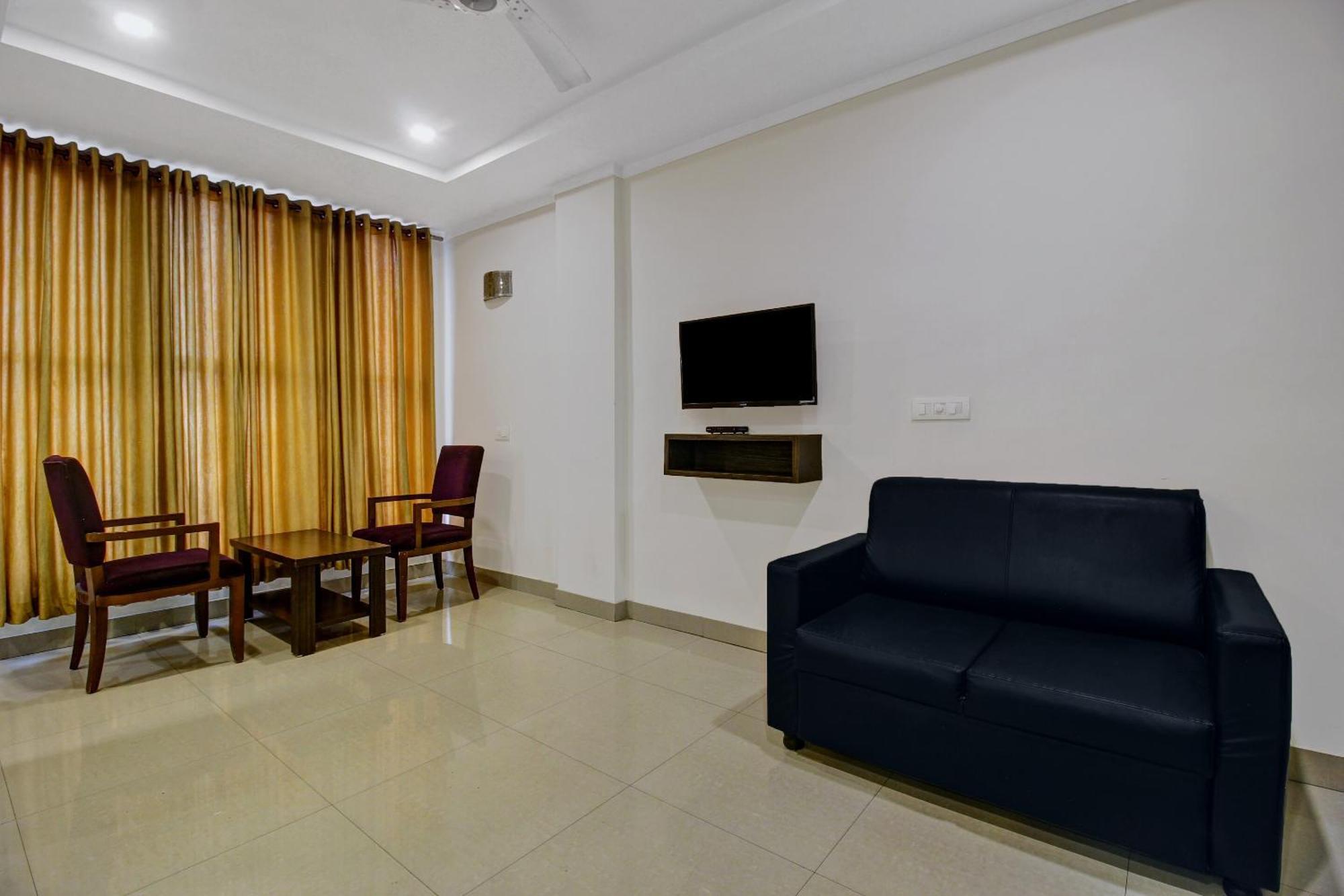 Super Townhouse Oak Lb Nagar Ramoji Hotell Hyderabad Exteriör bild